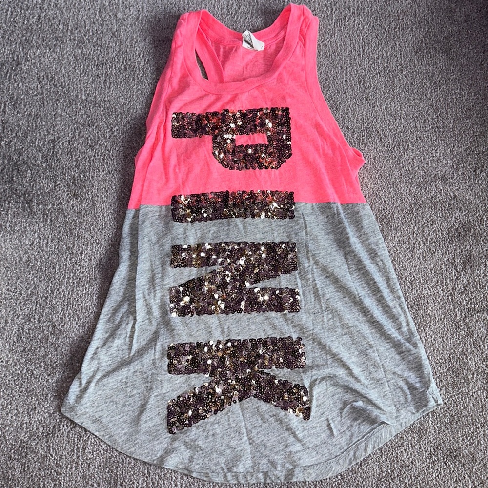 Pink tank top